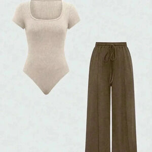 Apricot Casual Women's Solid Color Short Sleeve Bodysuit And Drawstring Pants